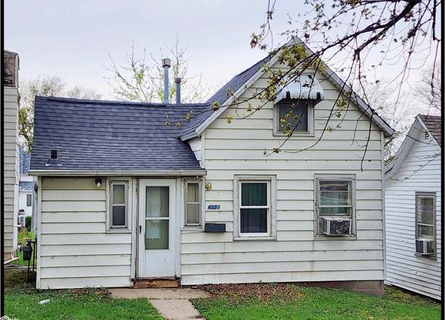 Property at 409 1/2 Locust St, Atlantic, IA 50022, 1 bed, 1 bath