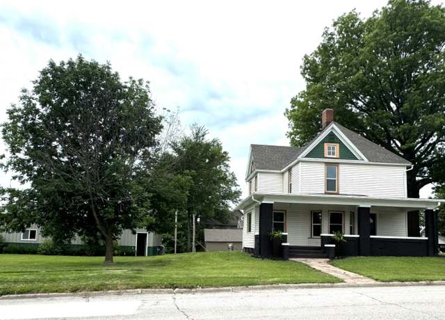 Property at 510 N Maple St, Creston, IA 50801, 4 beds, 2 baths