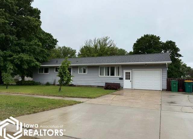 Property at 1203 N Mccoy St, Algona, IA 50511, 3 beds, 1 bath