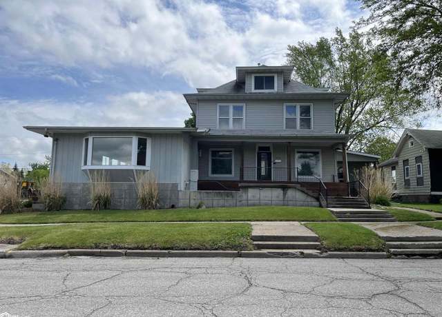 Property at 316 S Clinton St, Albia, IA 52531, 4 beds, 3 baths