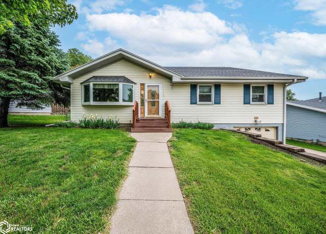 Property at 1509 Victoria St, Harlan, IA 51537, 4 beds, 3 baths