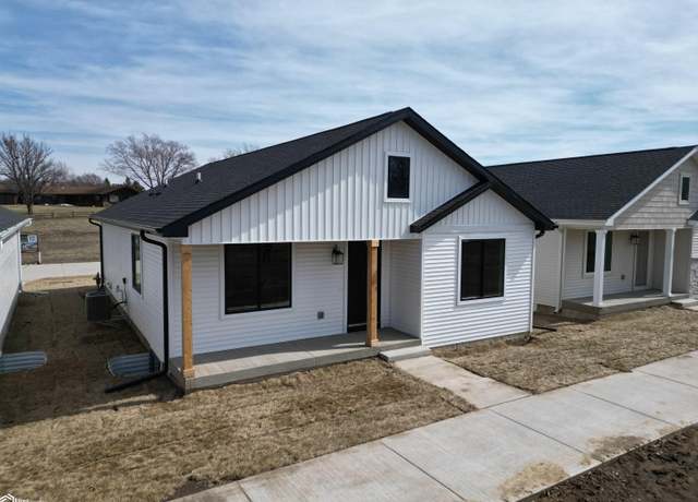 Property at 1005 Willow Dr, Manning, IA 51455, 2 beds, 1.5 baths