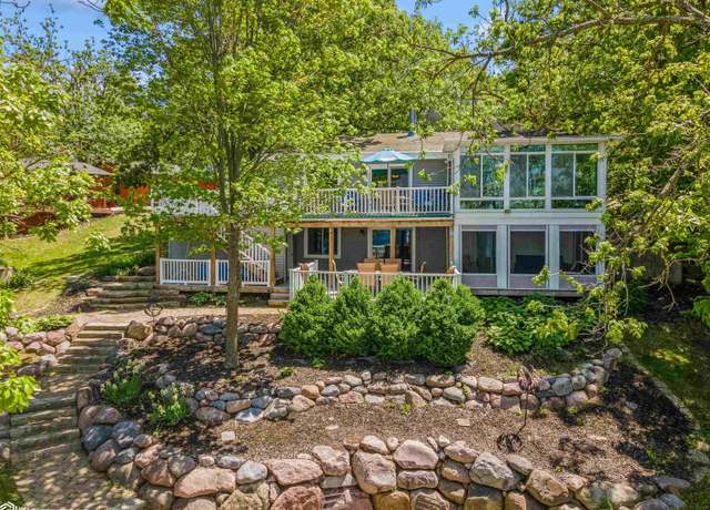 Property at 3358 Indian Point Dr, Ellston, IA 50074, 4 beds, 2 baths