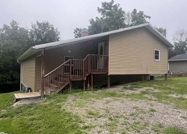 Property at 1261 Holiday Ln, Brooklyn, IA 52211, 4 beds, 2 baths