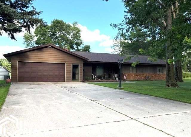Property at 1904 127th Ave, Algona, IA 50511, 3 beds, 2 baths