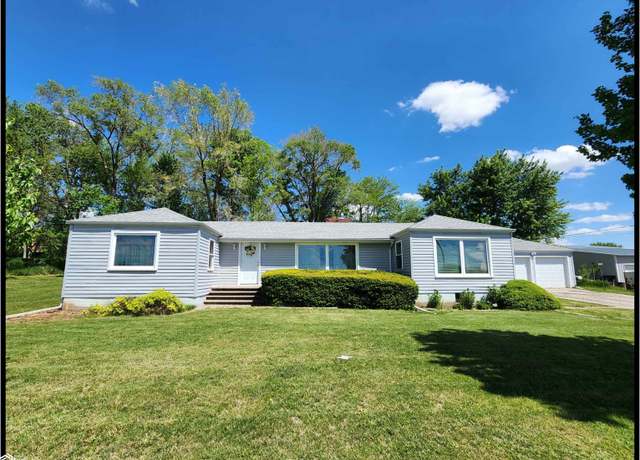 Property at 55864 Olive St, Atlantic, IA 50022, 2 beds, 2 baths