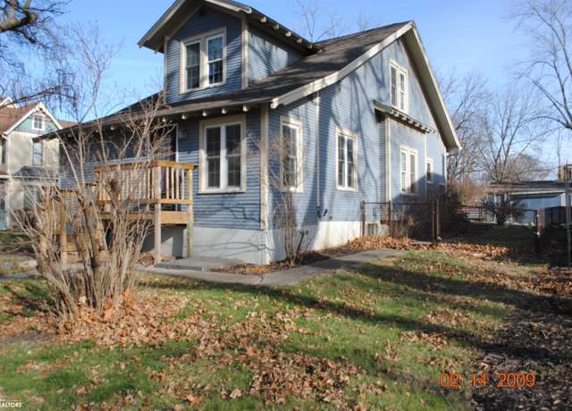 Property at 704 N Broadway St N, Mount Pleasant, IA 52641, 3 beds, 1.5 baths