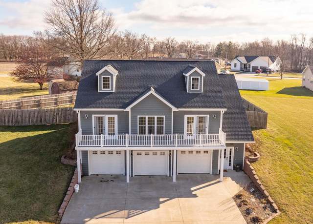 Property at 120 Spruce Ln, Albia, IA 52531, 2 beds, 2.5 baths