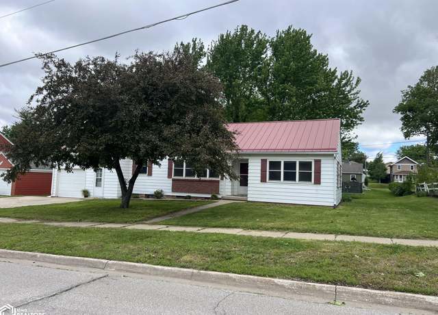Property at 510 W 15th St, Carroll, IA 51401, 2 beds, 1 bath