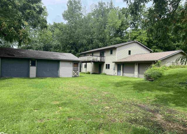 Property at 4889 Valley Farm Rd, Central City, IA 52214, 3 beds, 1.5 baths