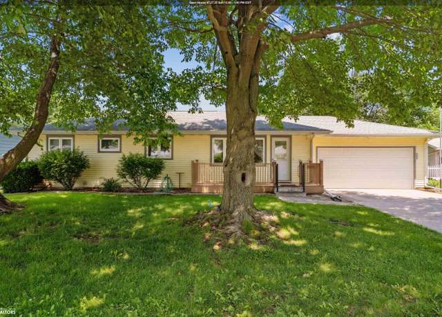 Property at 105 Kennedy St St, New London, IA 52645, 3 beds, 1.5 baths