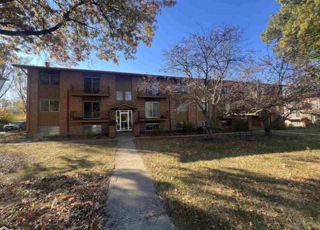 Property at 406 N D Unit 2D St Unit 2D, Fairfield, IA 52556, 2 beds, 1 bath