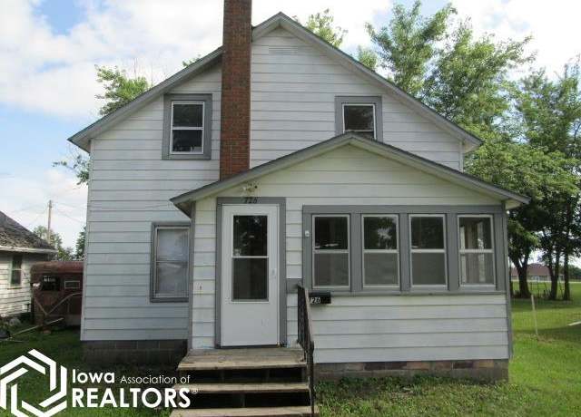 Property at 726 Grace Avenue Ave, Chariton, IA 50049, 5 beds, 2 baths