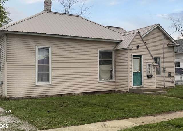 Property at 905 W Washington St, Centerville, IA 52544, 2 beds, 1 bath