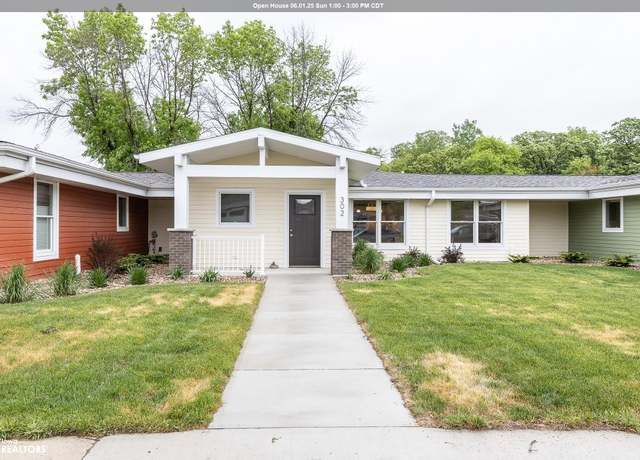 Property at 302 Oak Hill Ct, Clear Lake, IA 50428, 2 beds, 2 baths