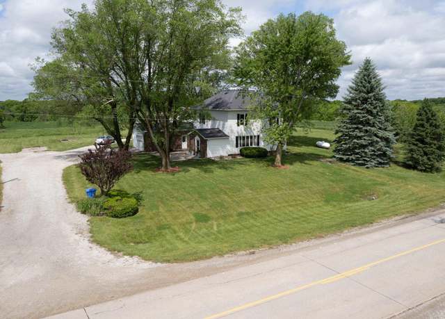 Property at 6735 165th St, Albia, IA 52531, 4 beds, 1.5 baths