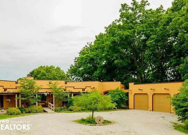 Property at 10361 155th St, Burlington, IA 52601, 4 beds, 3.5 baths