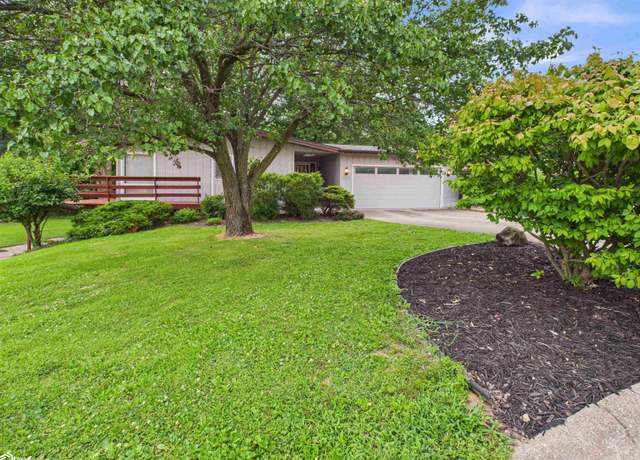 Property at 1707 Park View Hts, Keokuk, IA 52632, 4 beds, 2 baths