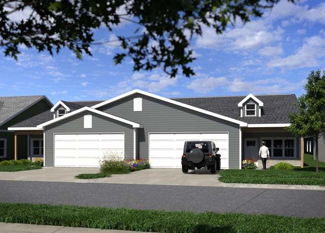 Property at 104 Emerald Cove Dr, Clear Lake, IA 50428, 3 beds, 2 baths