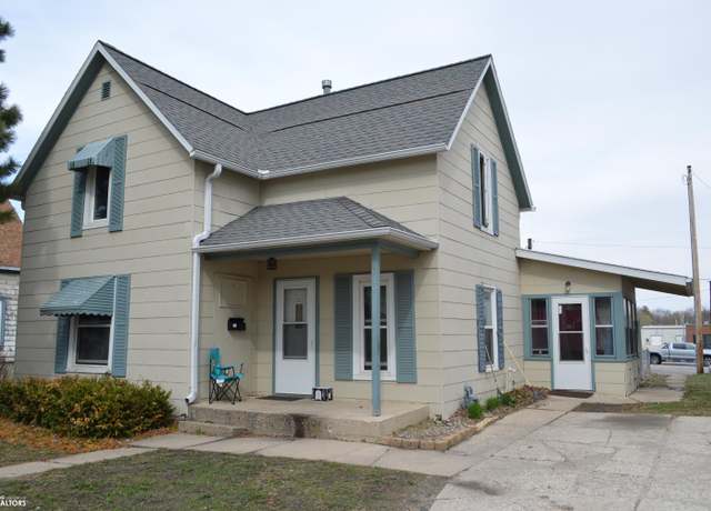 Property at 629 S Washington Ave, Mason City, IA 50401, 2 beds, 1 bath
