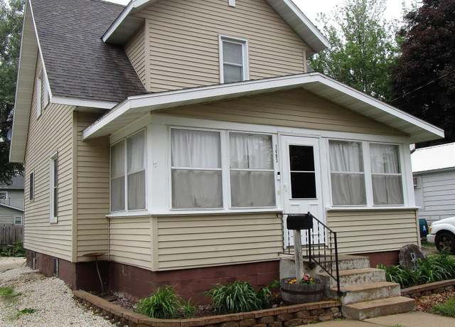 Property at 1403 College Ave, Iowa Falls, IA 50126, 2 beds, 1.5 baths