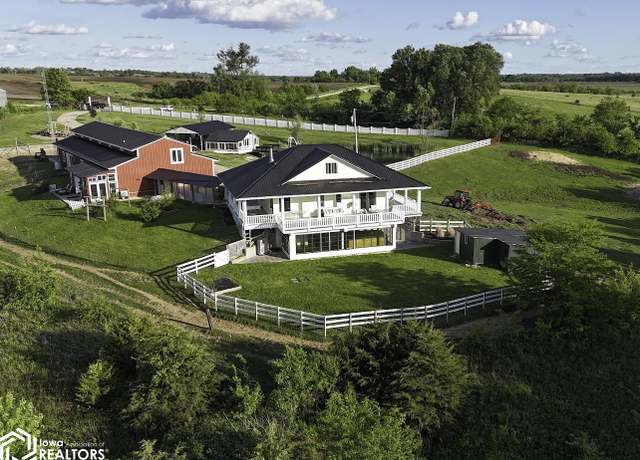 Property at 23502 465th St, Centerville, IA 52544, 4 beds, 4 baths