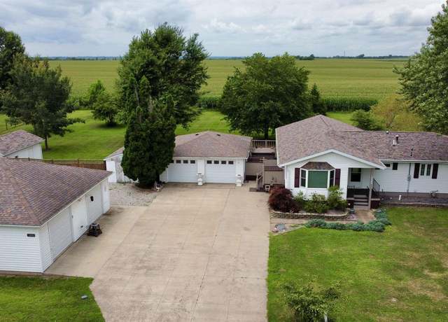 Property at 13382 Sycamore Rd, Ottumwa, IA 52501, 3 beds, 2 baths