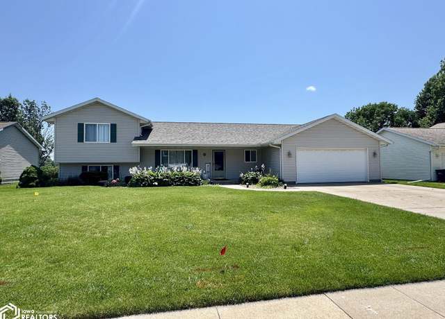 Property at 1707 Koestner St, Burlington, IA 52601, 3 beds, 2 baths