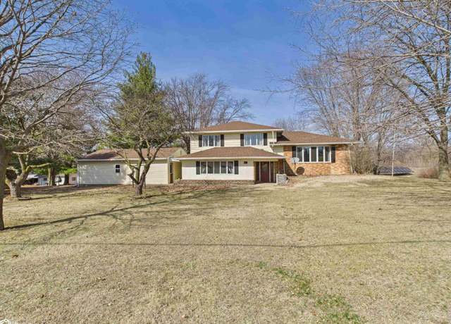 Property at 835 Mill St, Warsaw, IL 62379, 4 beds, 2.5 baths