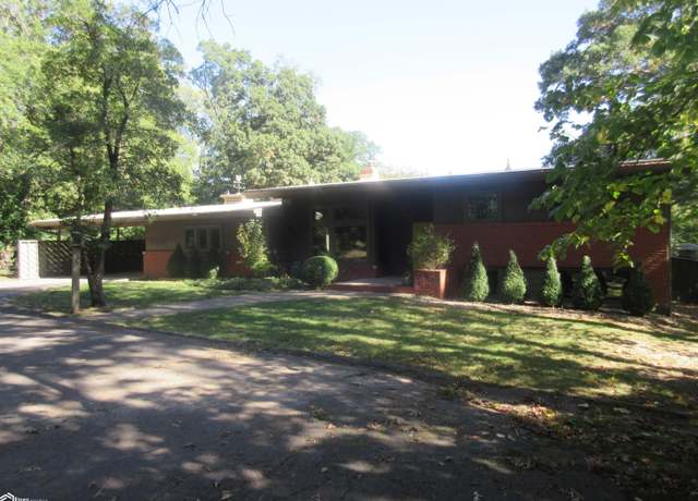 Property at 1 Mahaska Dr, Keokuk, IA 52632, 5 beds, 3 baths