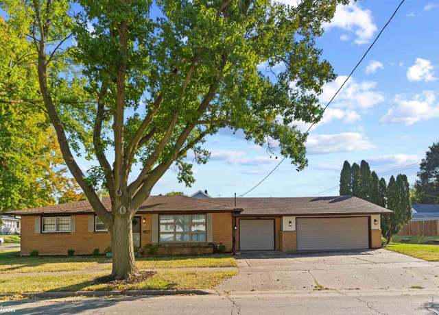Property at 1109 Barret St. St, Burlington, IA 52601, 3 beds, 2 baths