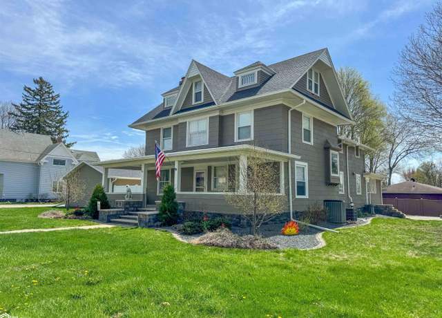 Property at 705 Central Ave E, Hampton, IA 50441, 4 beds, 2.5 baths