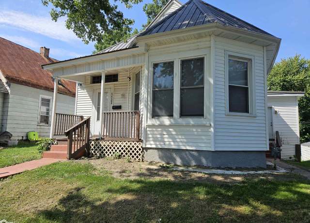 Property at 1432 Cleveland Ave, Burlington, IA 52601, 3 beds, 1 bath