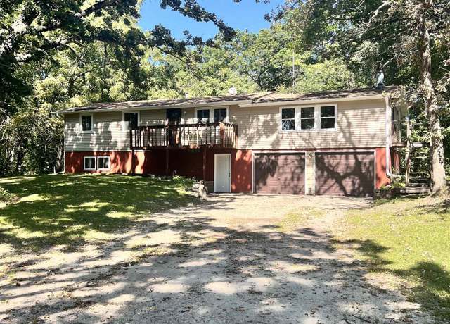Property at 36211B 210th Ave, Forest City, IA 50436, 4 beds, 1.5 baths