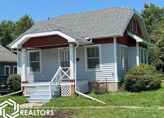 Property at 1001 W Briggs Ave, Fairfield, IA 52556, 3 beds, 2 baths
