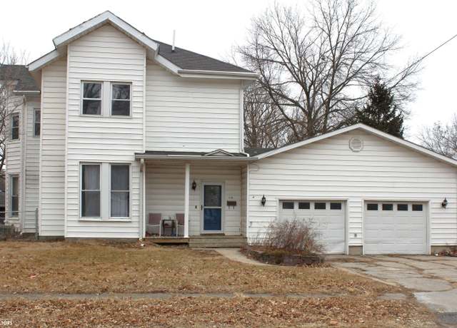Property at 108 N Bloomfield Ave, Bloomfield, IA 52537, 4 beds, 2.5 baths