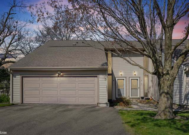 Property at 1201 (unit 4) Fairway Dr #4, Marshalltown, IA 50158, 2 beds, 1.5 baths