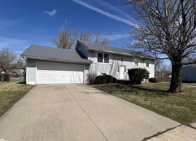 Property at 214 Plaza Heights Rd, Marshalltown, IA 50158, 4 beds, 2 baths