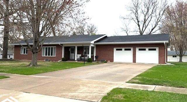 Photo of 716 N Park Ave, Algona, IA 50511