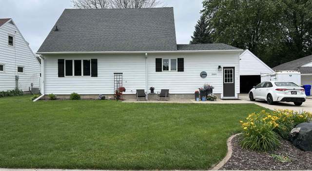 Photo of 1050 Front St, Garner, IA 50438