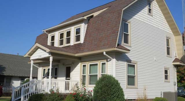 Photo of 208 N Lee St, Dows, IA 50071