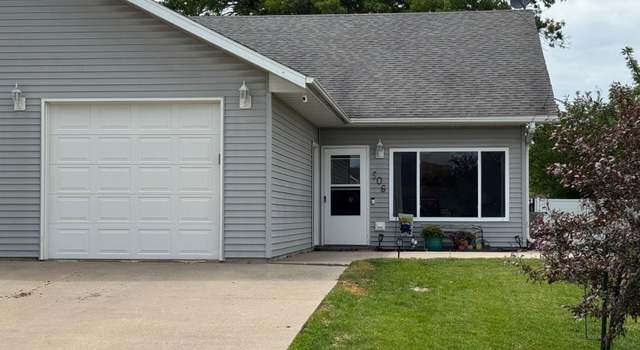 Photo of 506 Crestview Dr, Le Grand, IA 50142