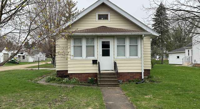 Photo of 436 N 9th St, Forest City, IA 50436