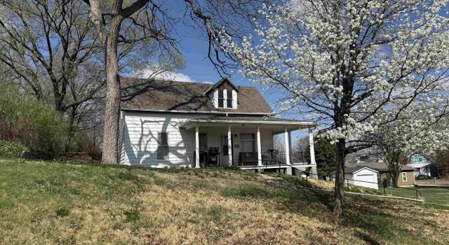 Photo of 105 D St, Hamburg, IA 51640