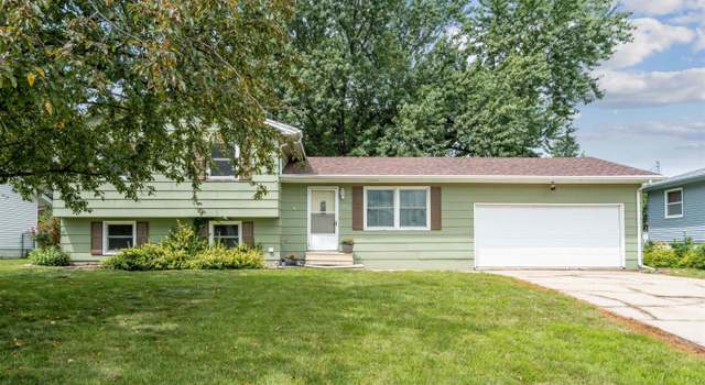 Photo of 1203 S 4th St, Marshalltown, IA 50158