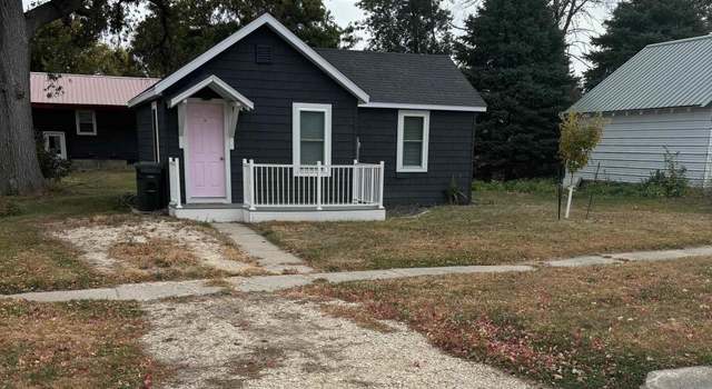 Photo of 306 SE 1st Ave, West Bend, IA 50597