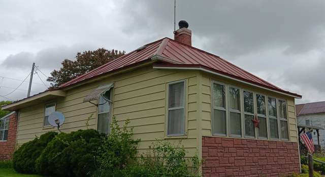 Photo of 305 1st St, Lowell, IA 52645