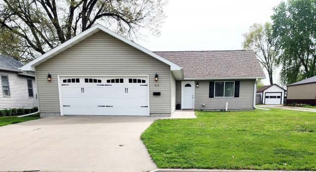 Photo of 412 N I St, Oskaloosa, IA 52577