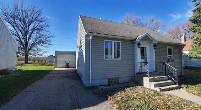 Photo of 606 7th St, Whittemore, IA 50598