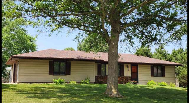 Photo of 1609 Redwood Dr, Atlantic, IA 50022